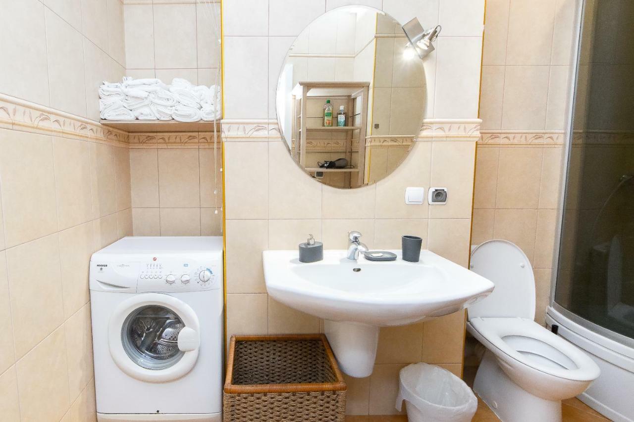 Spacious Apartment In Old Town P4You Pl كراكوفيا المظهر الخارجي الصورة