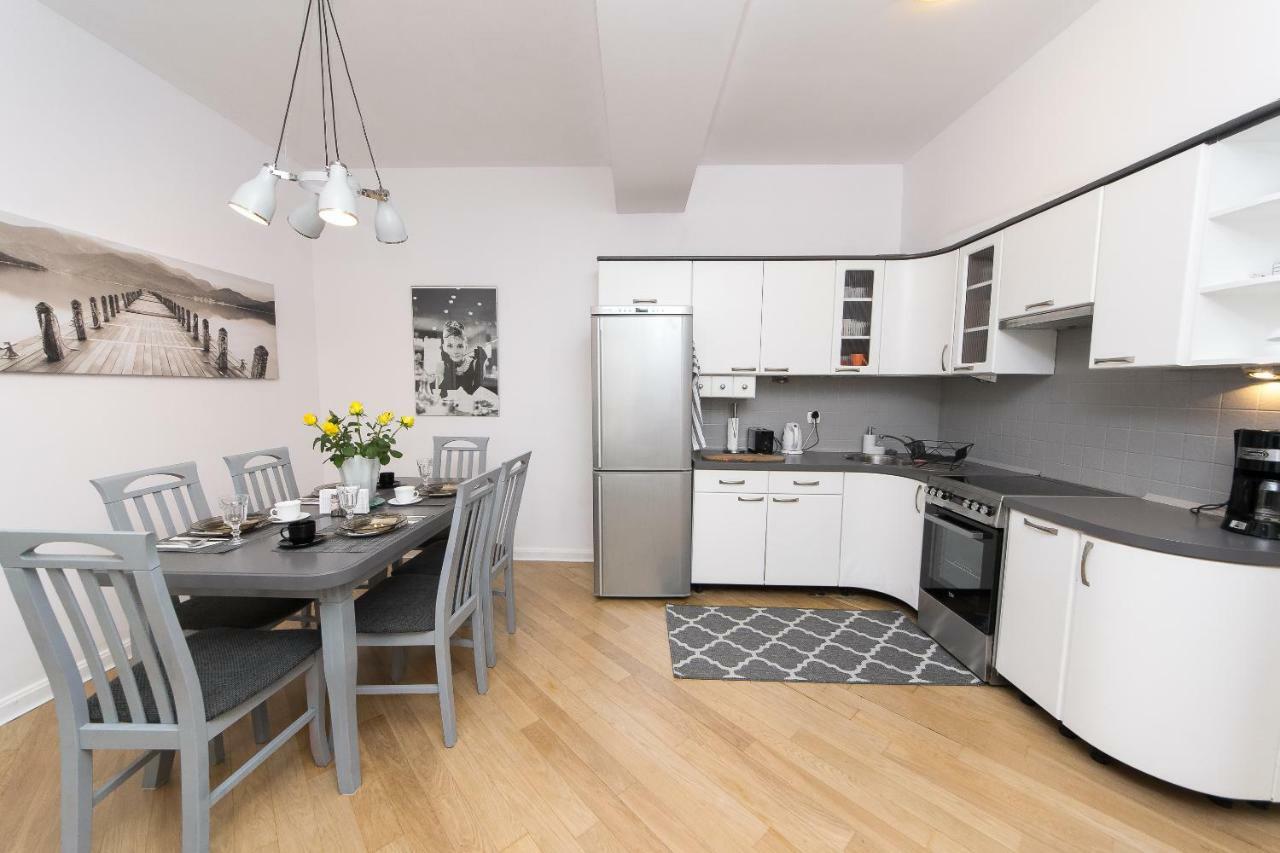 Spacious Apartment In Old Town P4You Pl كراكوفيا المظهر الخارجي الصورة